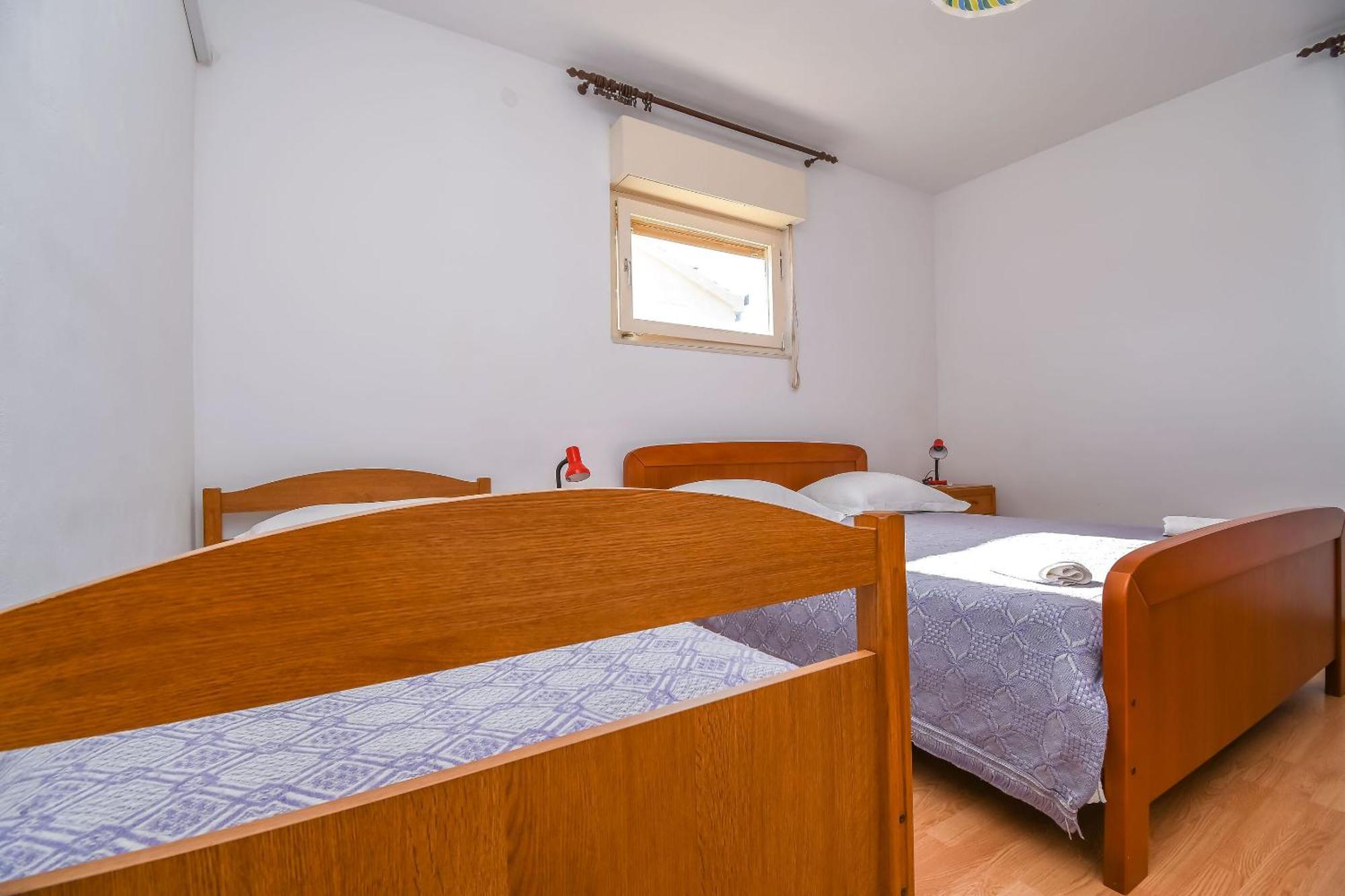 Apartments Vinka Трогир Екстериор снимка