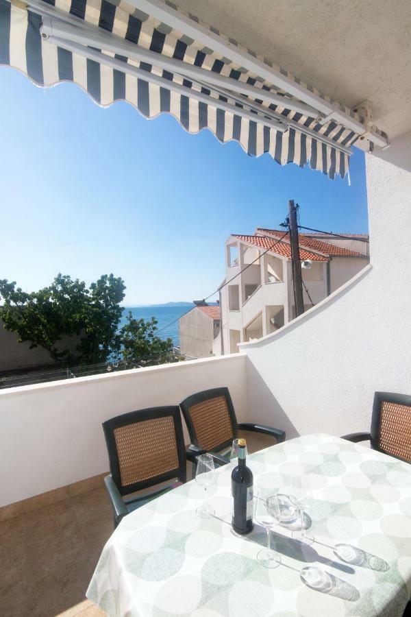 Apartments Vinka Трогир Екстериор снимка