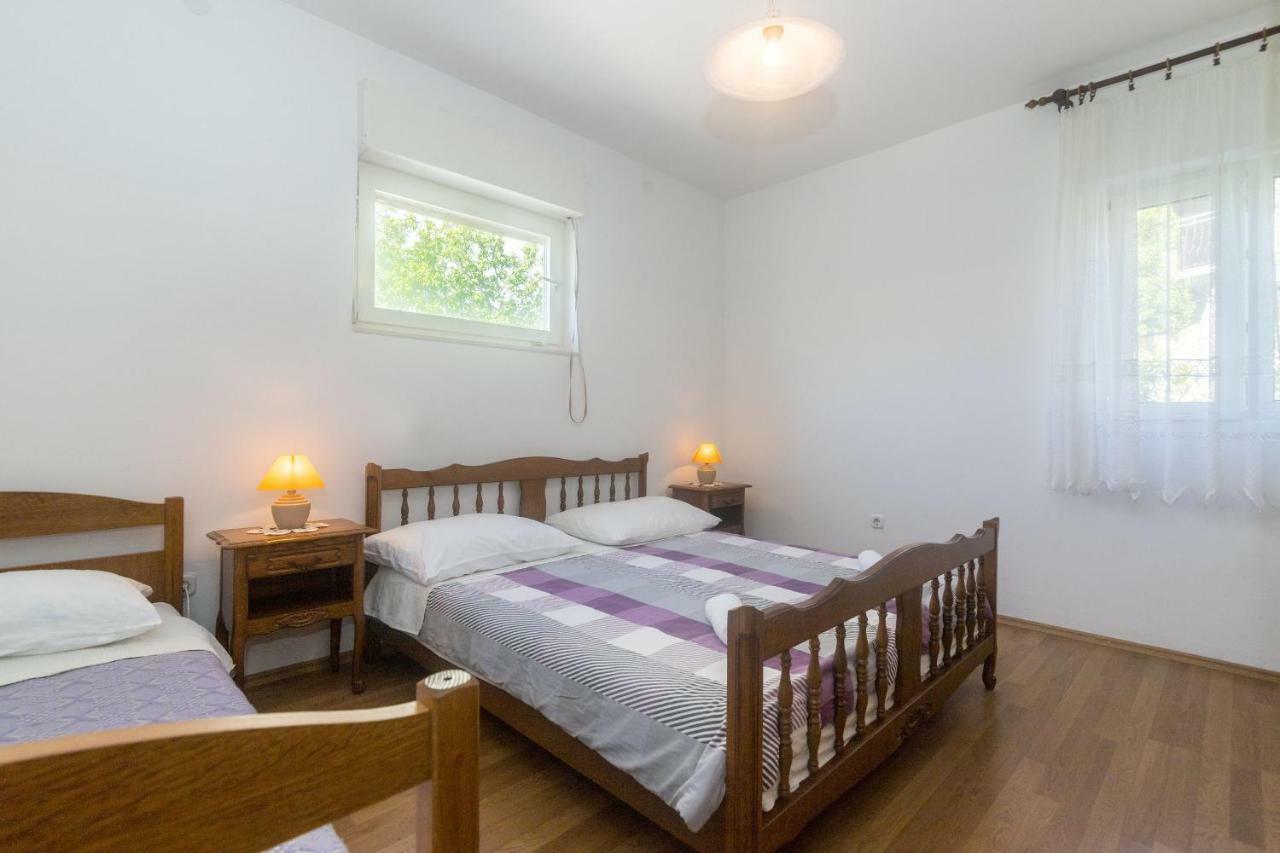 Apartments Vinka Трогир Екстериор снимка